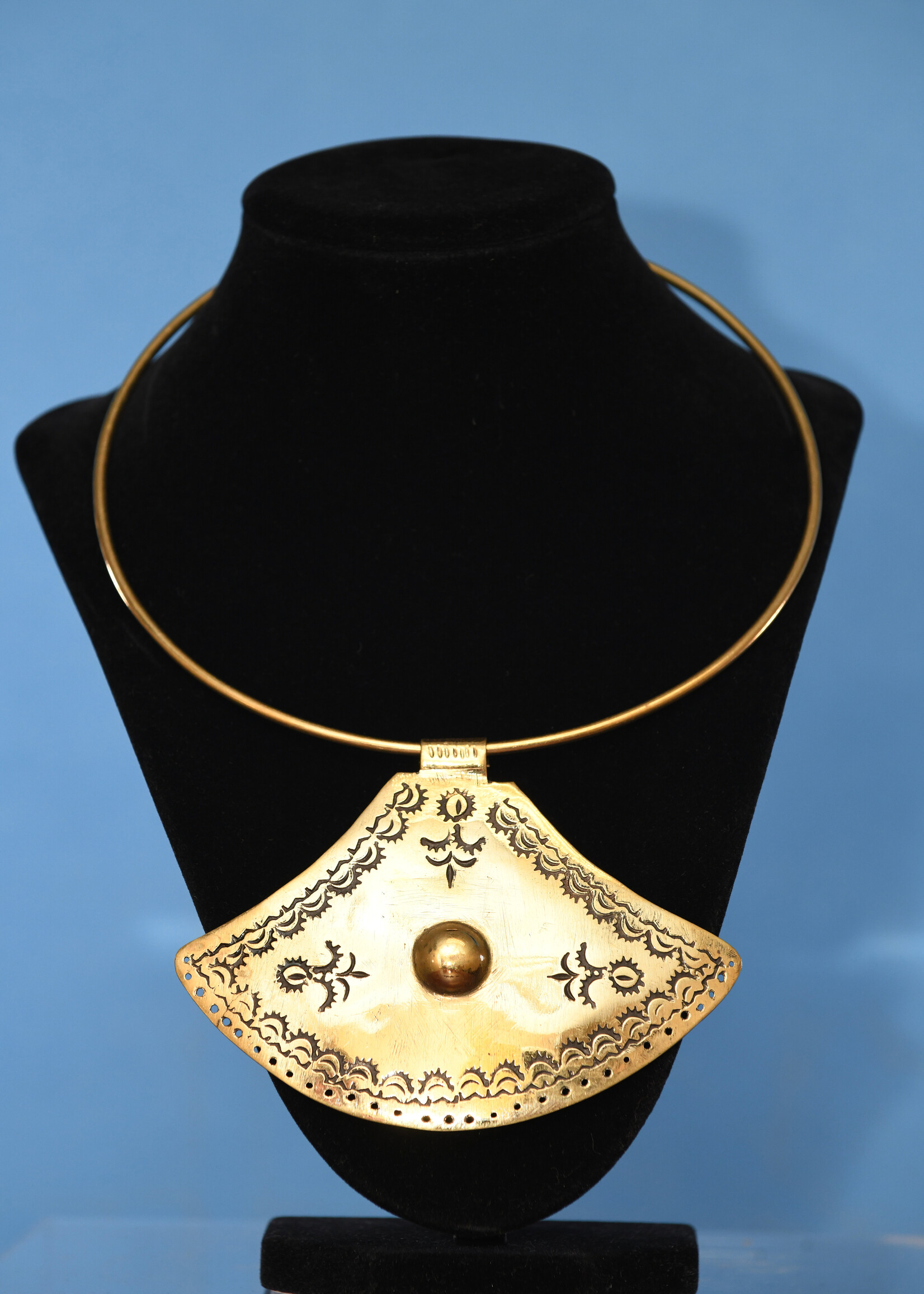 Brass choker with beautifully etched pendant