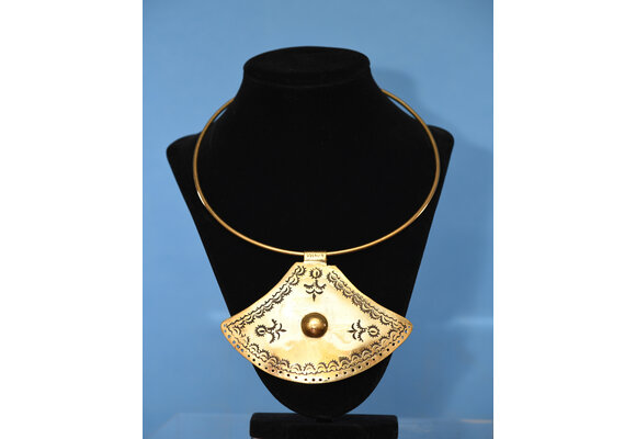Brass choker with beautifully etched pendant