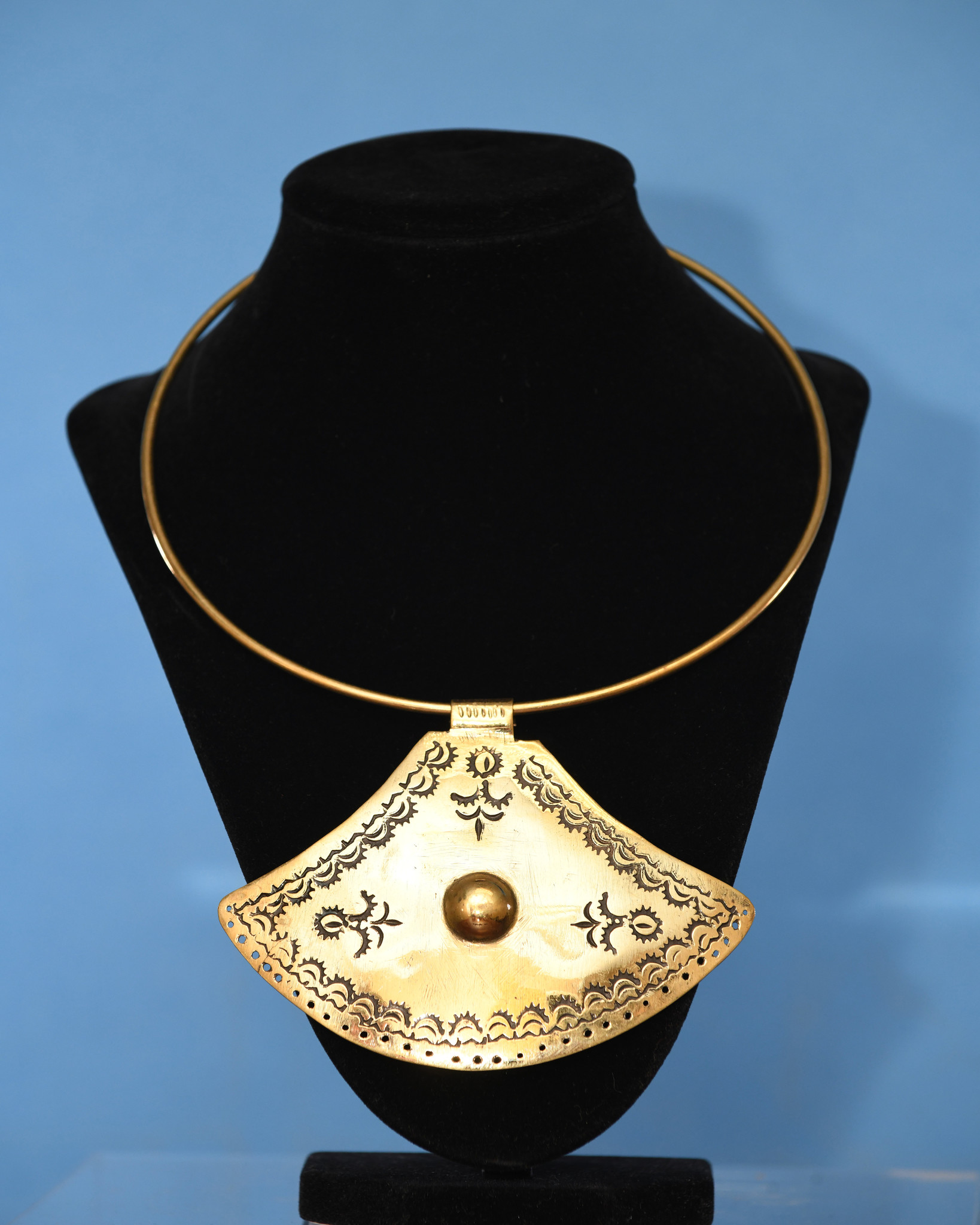 Brass choker with beautifully etched pendant