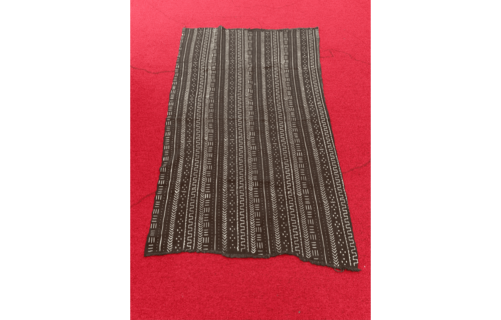 Mudcloth Fabric. Black and White Handmade in Mali 100% Cotton. Sizes vary: 38-45in x 63-68in for clothing and decorating