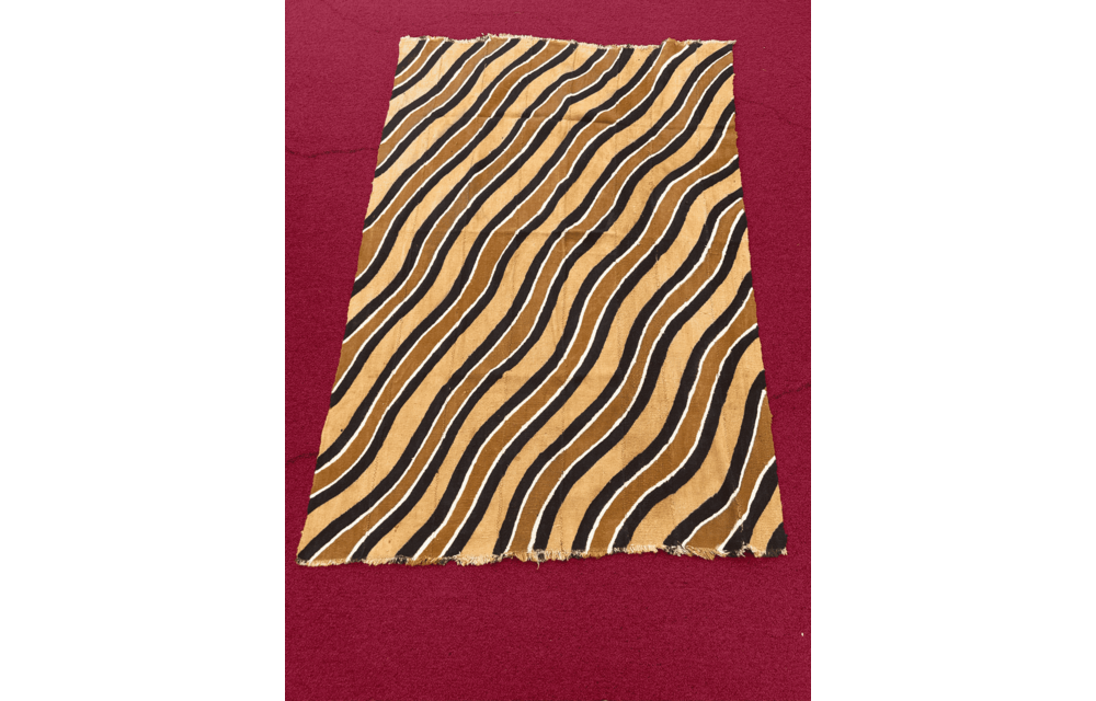 Mudcloth Fabric. Brown and Tan Handmade in Mali 100% Cotton. Sizes vary: 38-45in x 63-68in for clothing and decorating