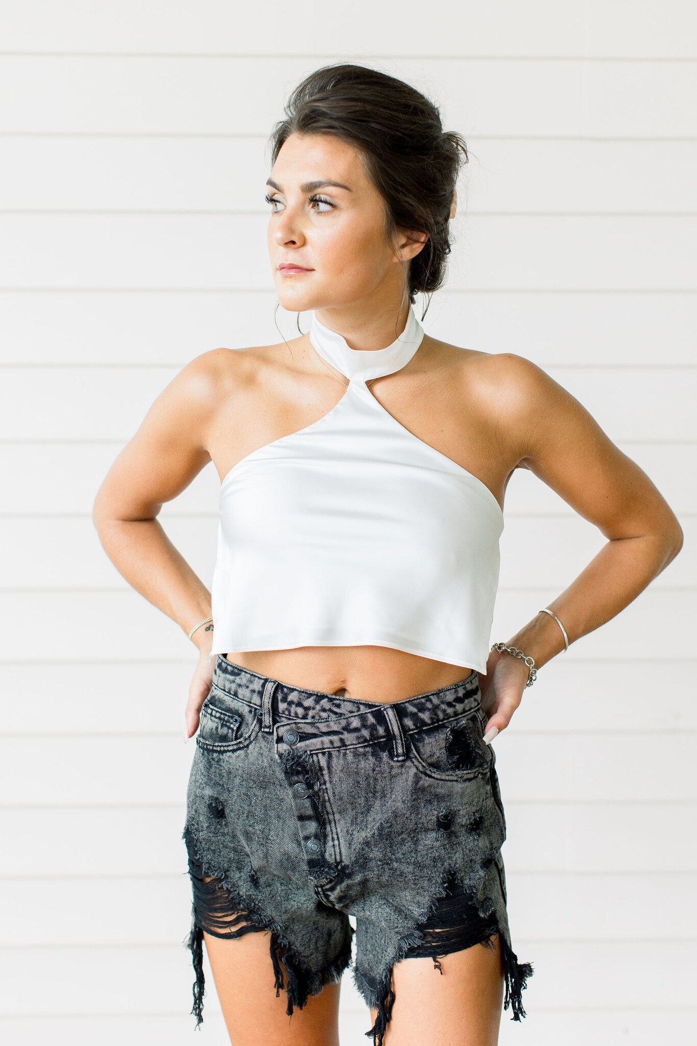 White choker Top - Elegant Touch Boutique White choker Top - Elegant Touch Boutique