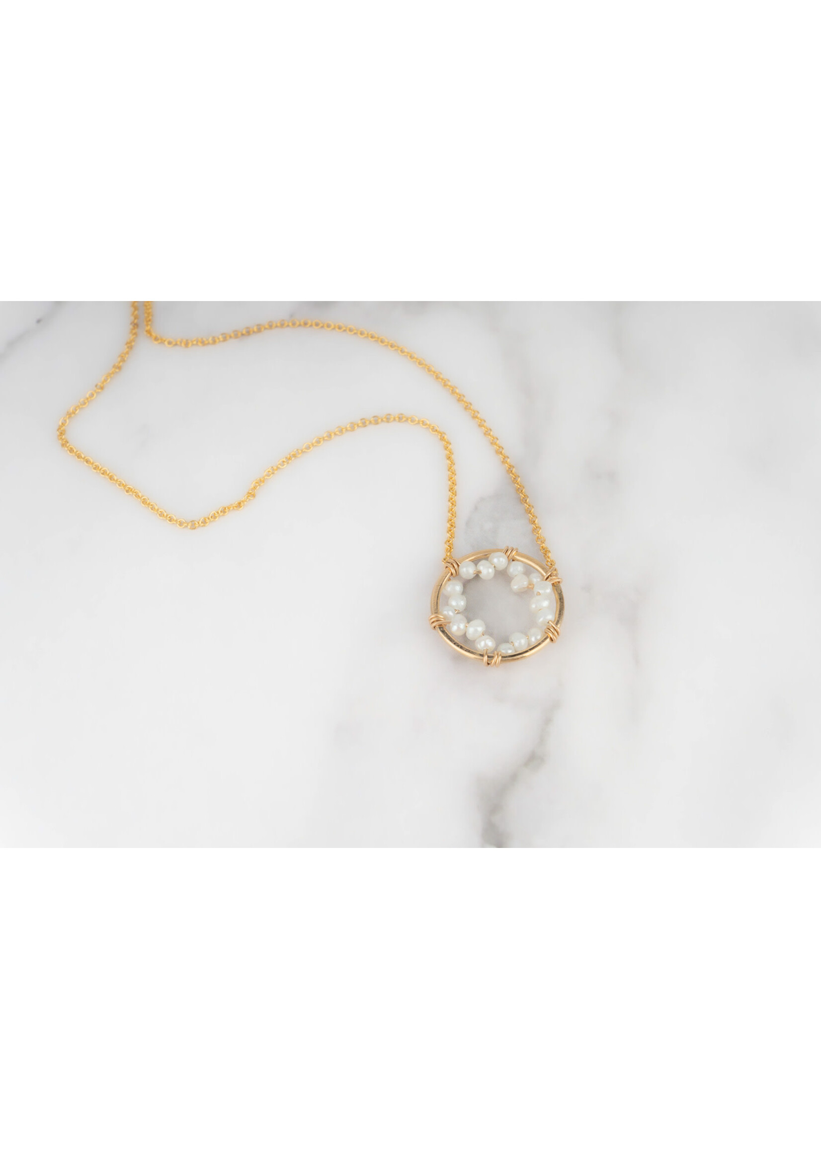 Cristy's Jewelry Designs Gold Scalloped Hoop Necklace-Pearl