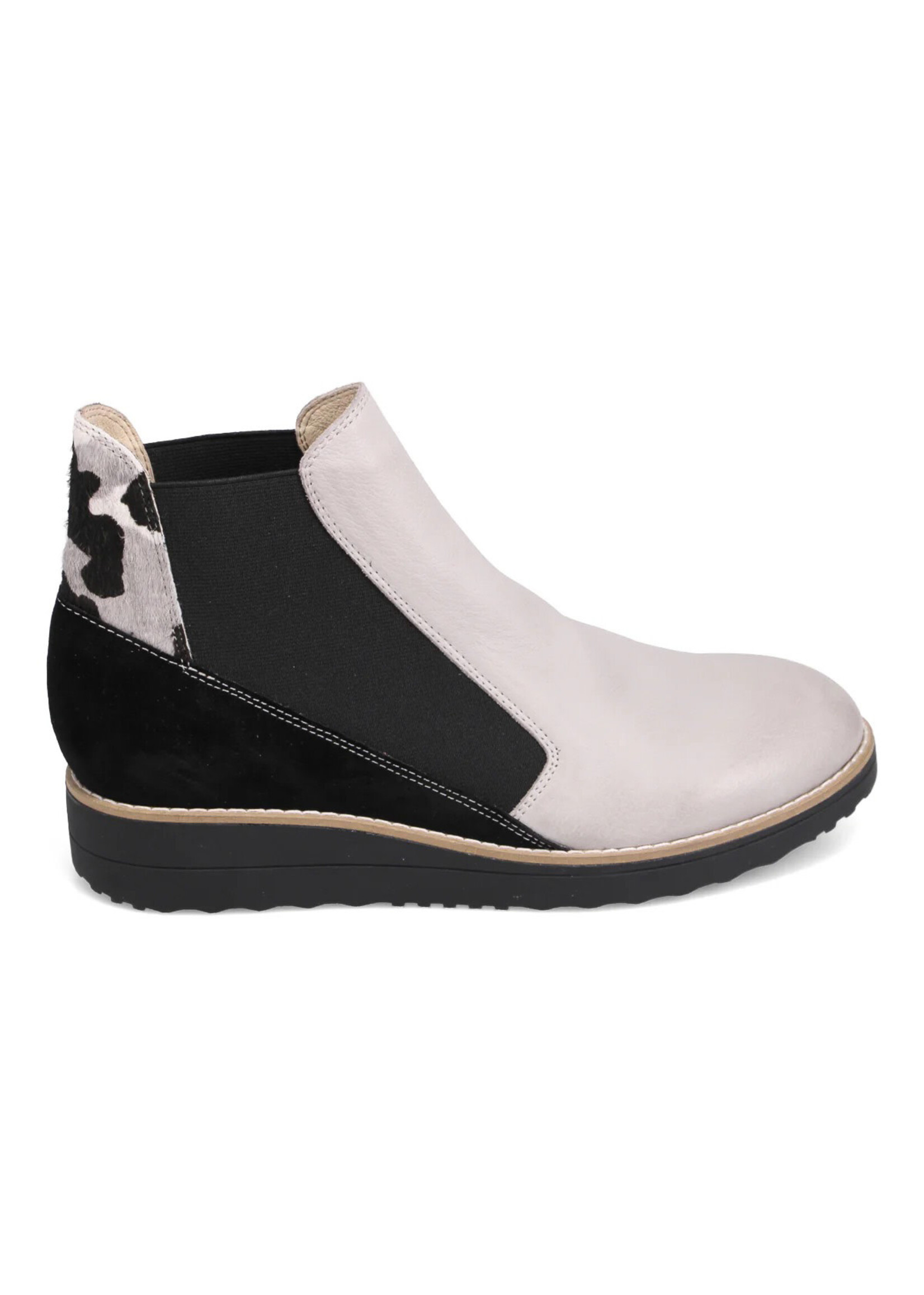 DJANGO & JULIETTE Osiel Chelsea Wedge Boot