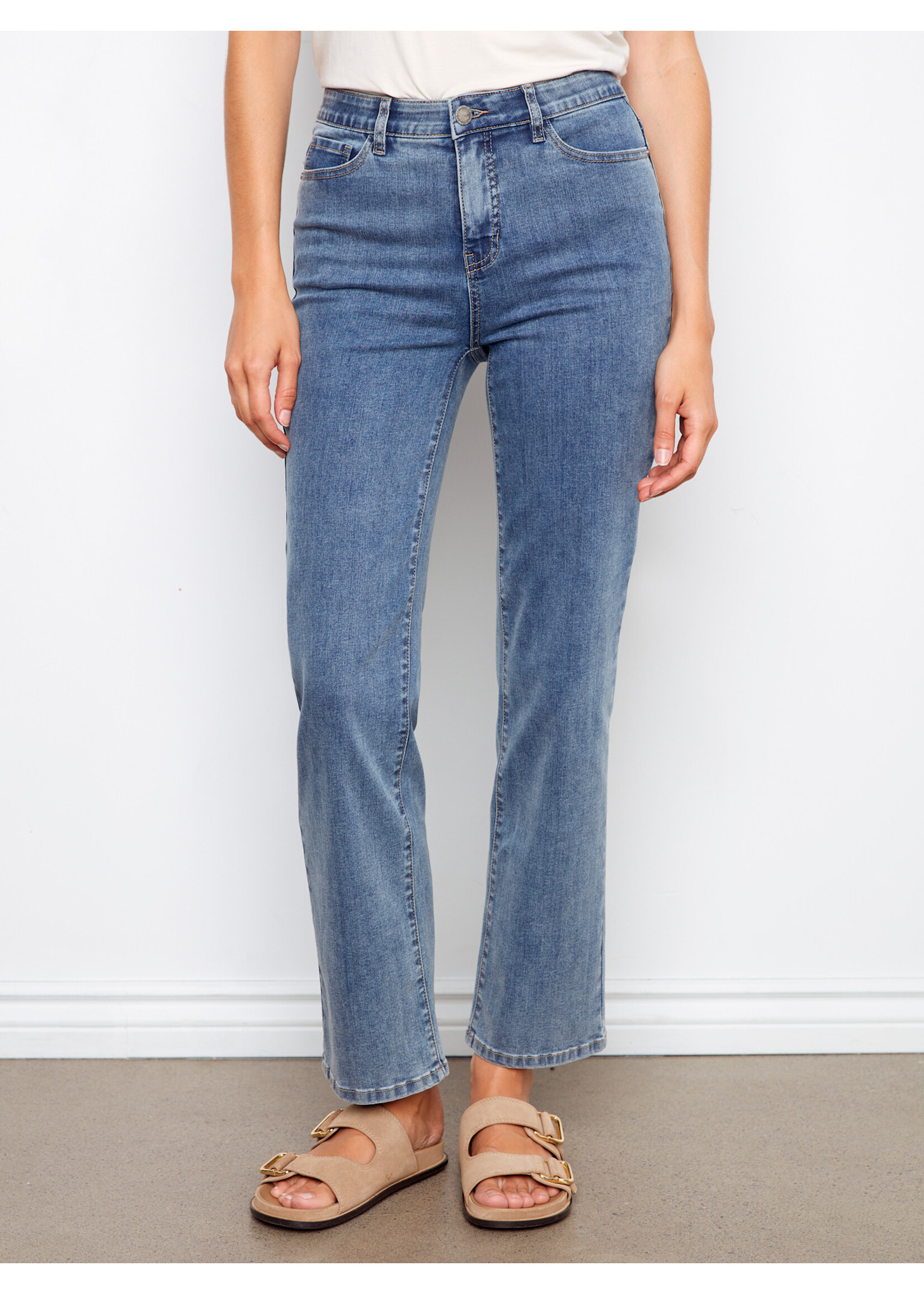 Charlie B Jeans Charlotte  Straight Leg C5584J-431A