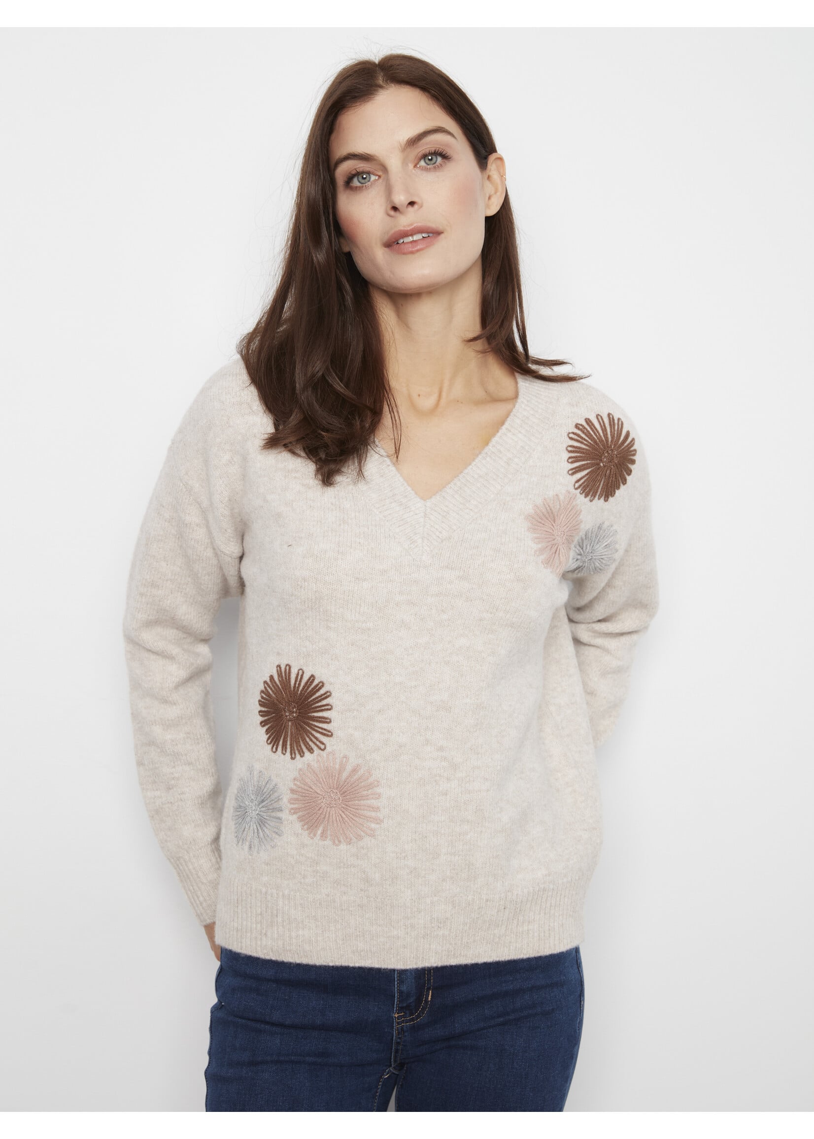 Charlie B Lg Slv V-Neck Oversized Sweater C2056 433C