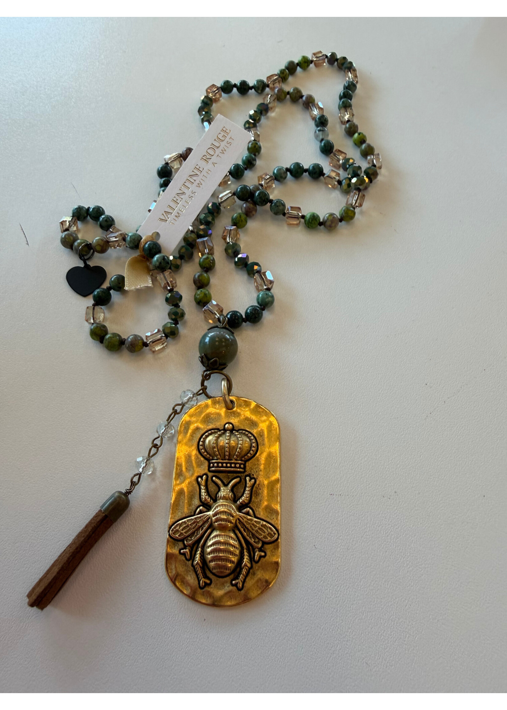 VALENTINE ROUGE Green Jasper Neckl w/Queen Bee N300