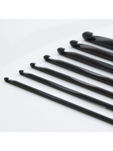 Lantern Moon Ebony Crochet Hook