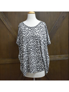 Be Stage Animal Print Boxy Top (Grey)