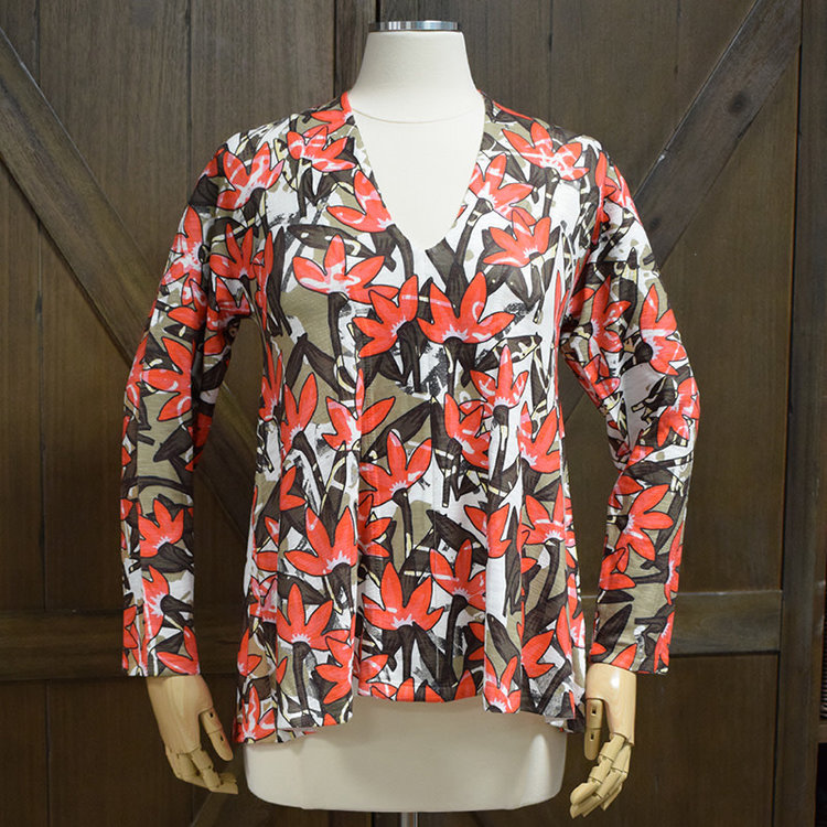 Inoah Pentas V-Neck Top