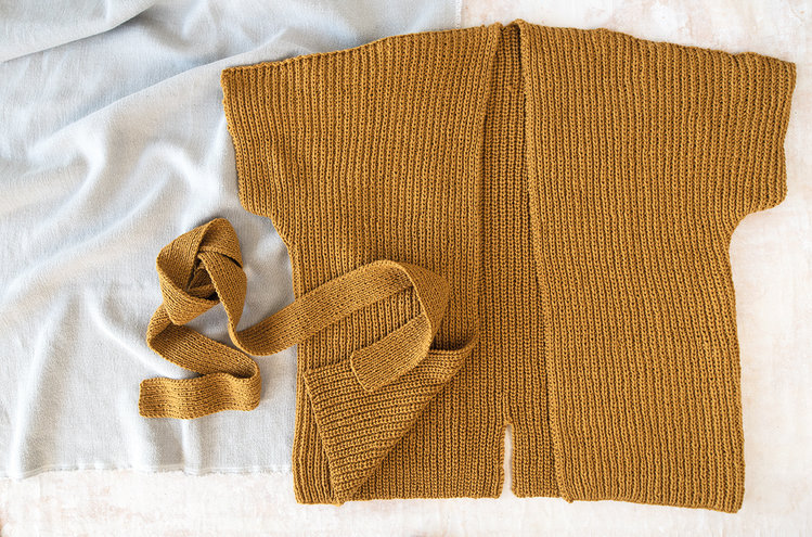 Rowan Bloom at Rowan Book 1