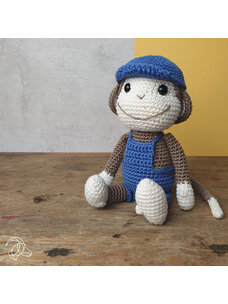 Hardicraft Bryan Monkey DIY Crochet Kit