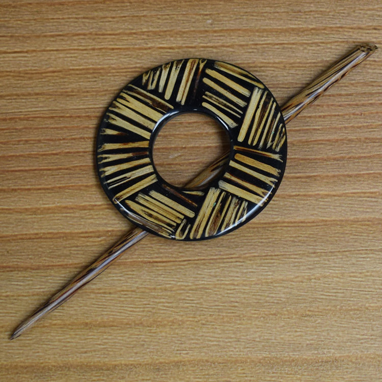 Natural Black Round Shawl Pin