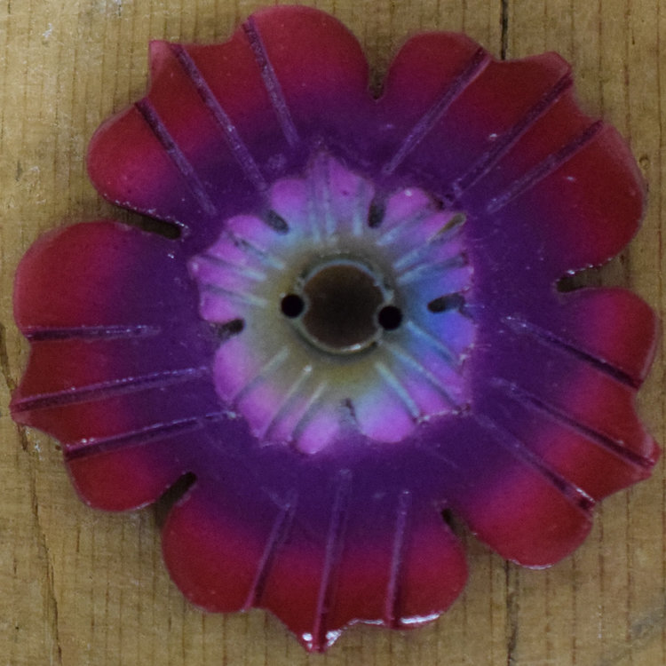 1 1/2" Fuchsia/Purple Coconut Flower