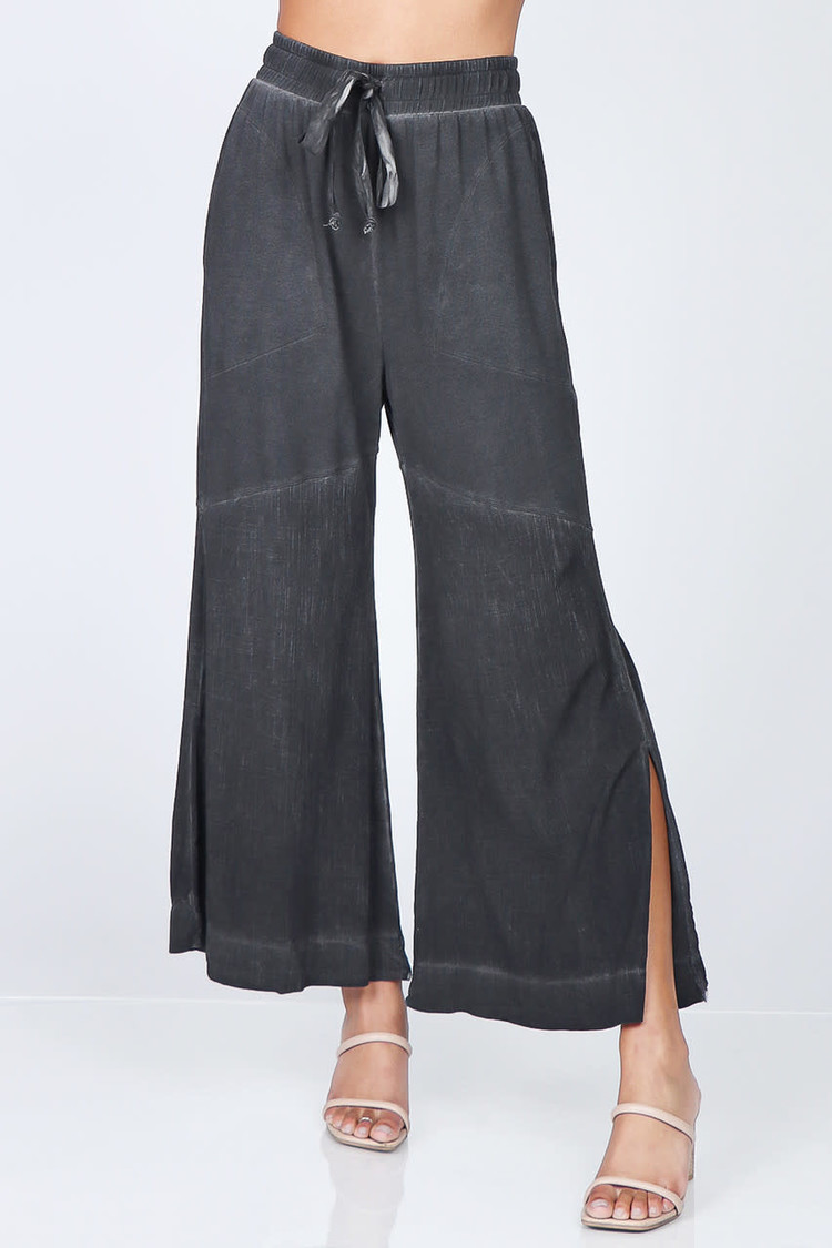 M. Rena Wide Leg Pants (Caviar)