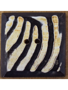 1 3/8" Tiger Stripe Horn #N31