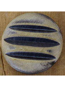 1" Carved Horn #80537