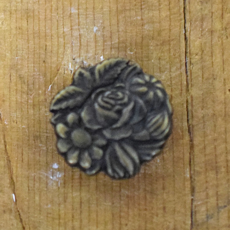 3/4" Brass Rose #16