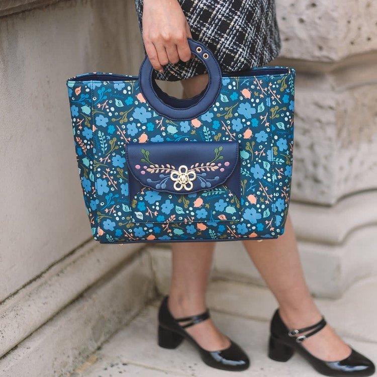 Vendula Piggy Bank Large Cutout Handle Tote