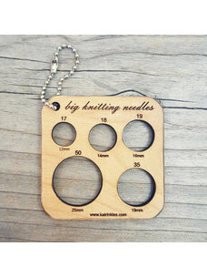Katrinkles Big Knitting Needles Gauge