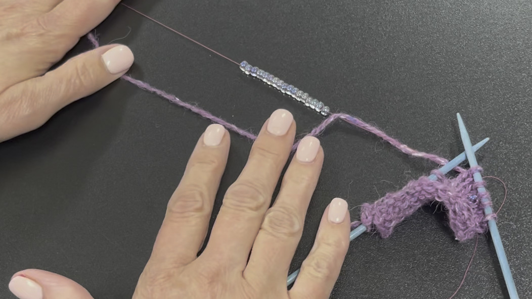 How to add beads to your knitting with a crochet hook - Dots