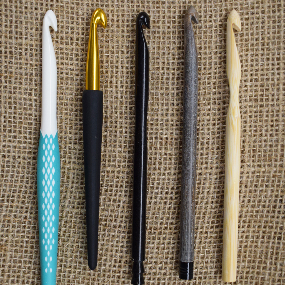 DIY Micro Crochet Hooks Plastic Handle Crochet Needle Knitting