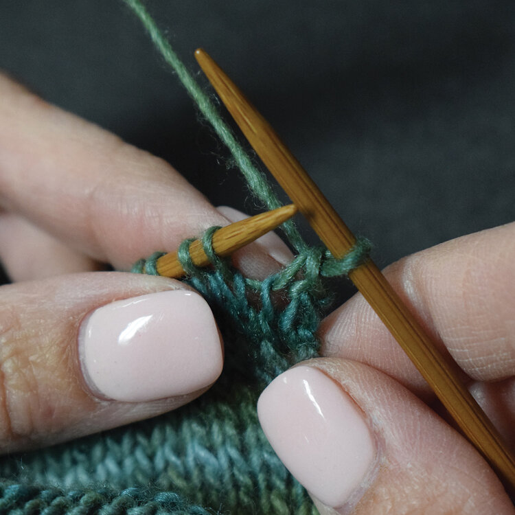 Stretchy Beginnings & Endings (Knitting)