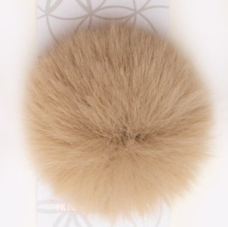 Ikigai Fiber Faux Luxe Pom XL (Beige)