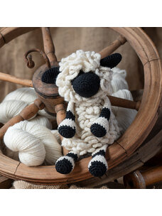 TOFT Lisa the Black Nosed Sheep