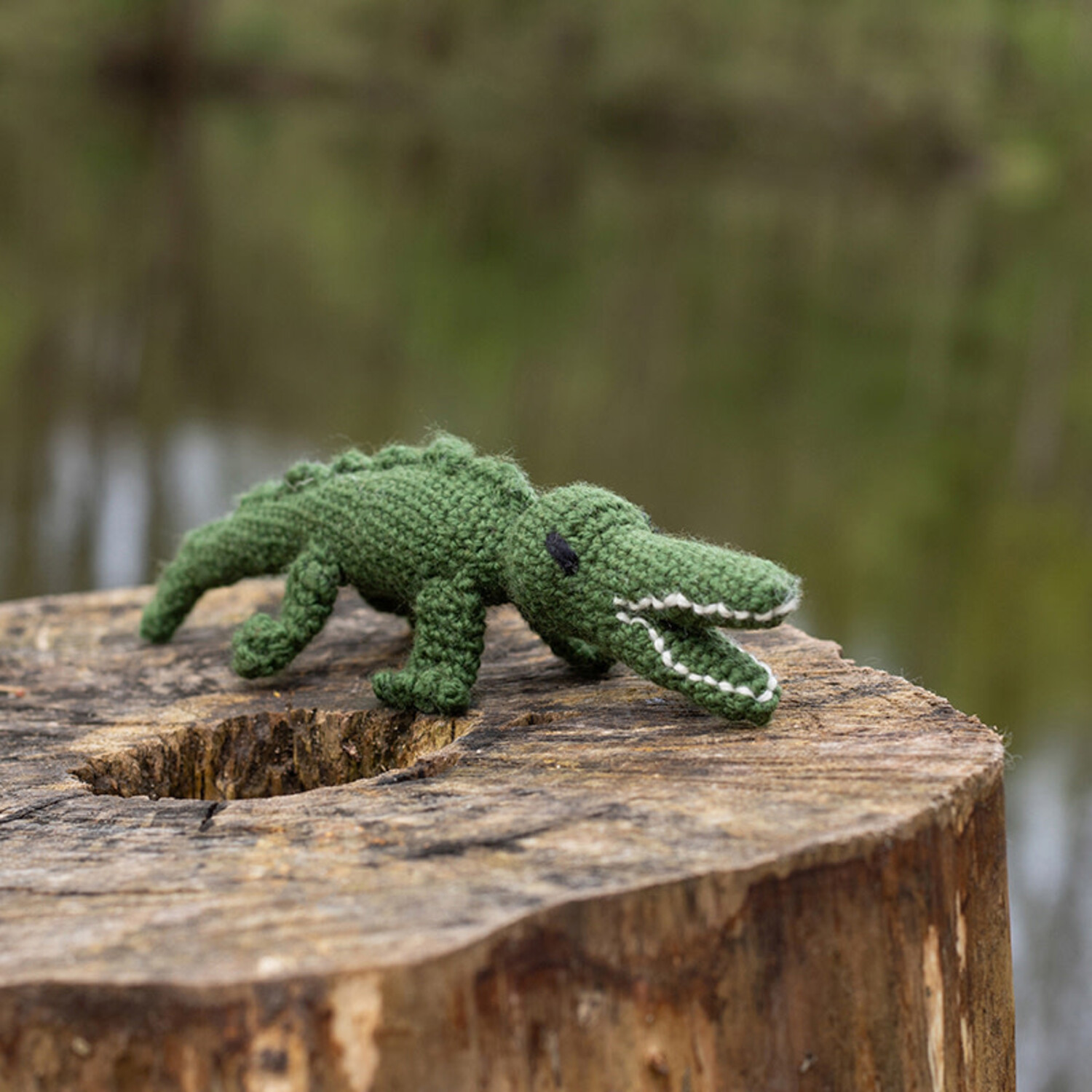 Mini Nicholas the Crocodile - Sealed with a Kiss