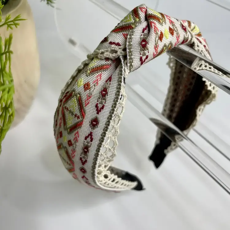 Gray Bird Label Aztec Lace Knot Headband (Ivory)