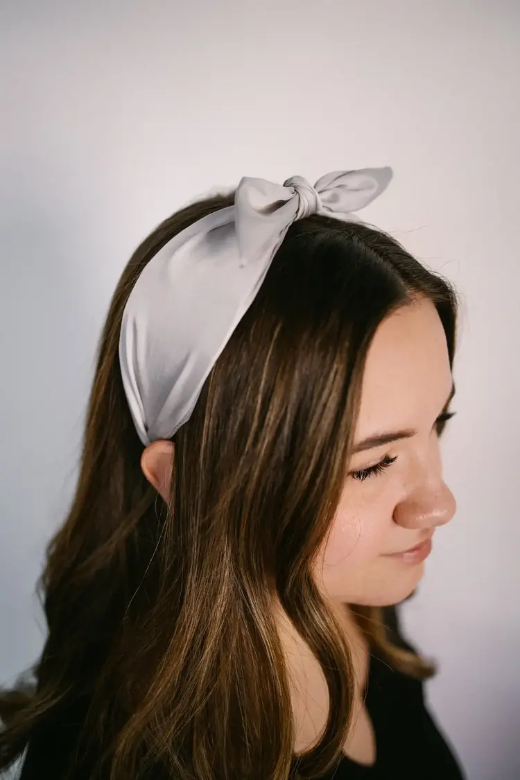 Gray Bird Label Satin Scarf Bow Knot Headband (Gray)