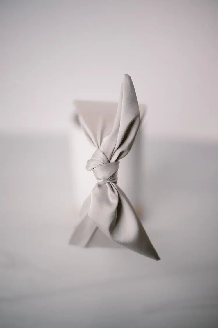 Gray Bird Label Satin Scarf Bow Knot Headband (Gray)