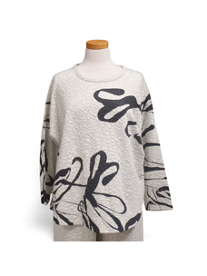 Inoah Scatter Dolman Pullover