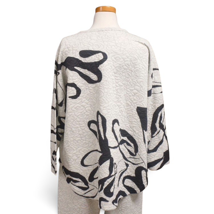 Inoah Scatter Dolman Pullover