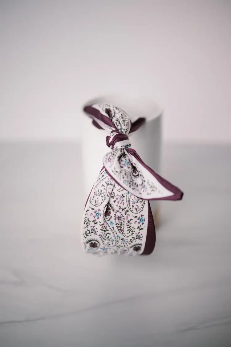 Gray Bird Label Paisley Headband (Purple)