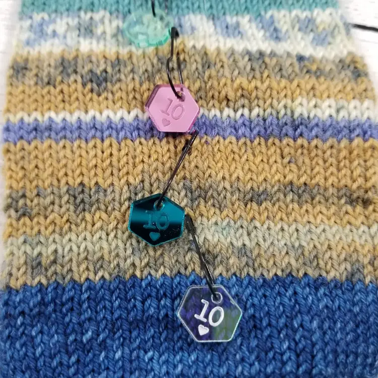 Katrinkles Tiny Acrylic Cast On Stitch Marker Set