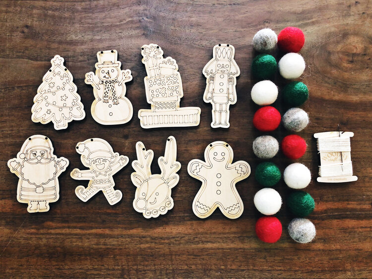 Woodsy Craft Co. Christmas Spirit DIY Craft Kit