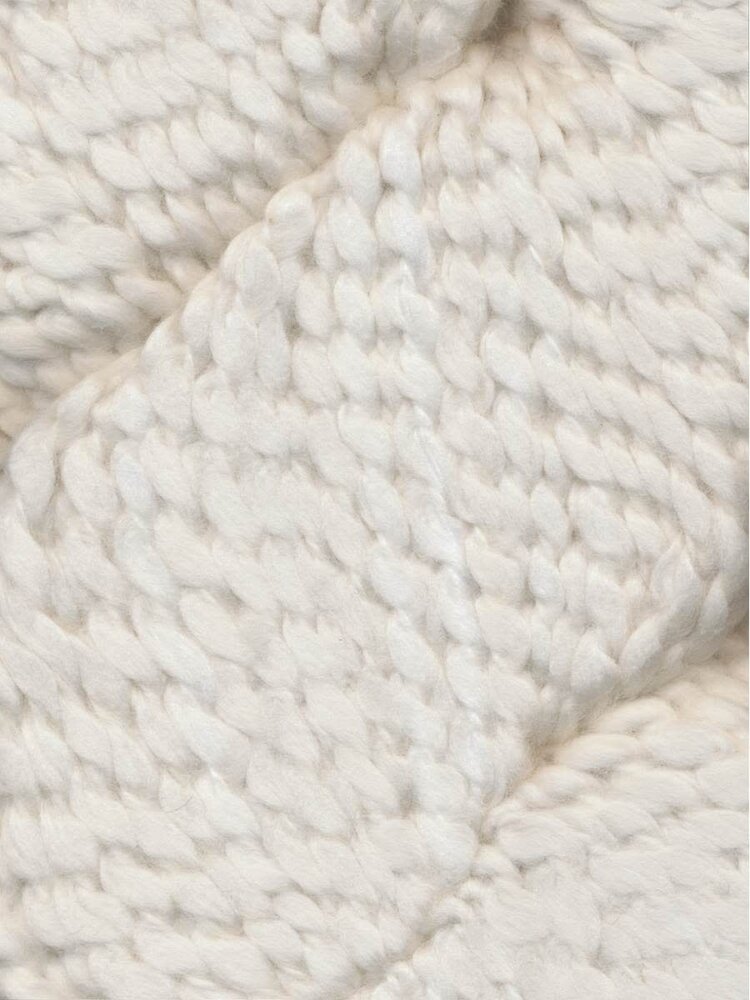 Juniper Moon Bud | 103 (Candy Tuft)