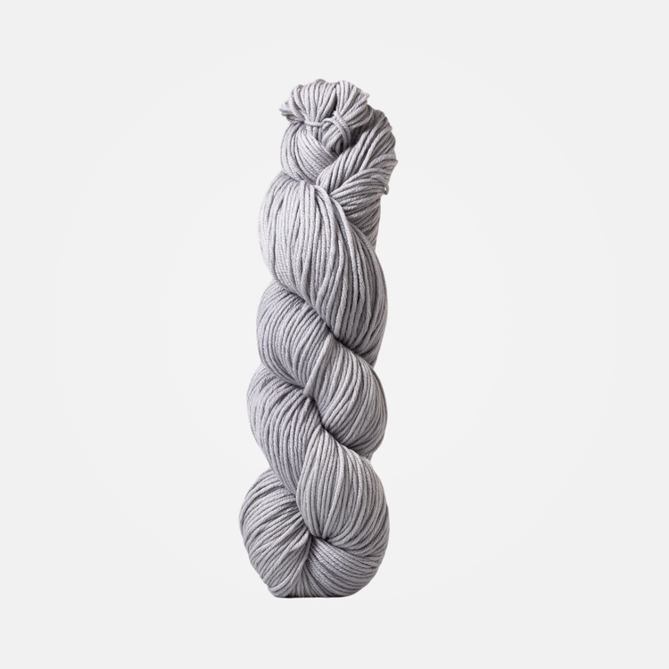 Urth Yarn 16 Worsted | N90