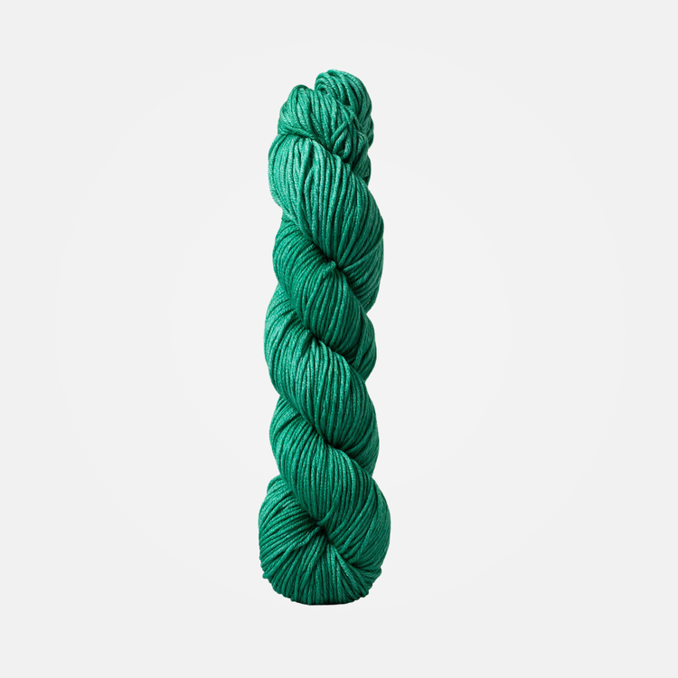 Urth Yarn 16 Worsted | G110