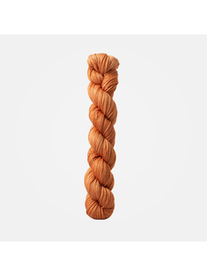 Urth Yarn 16 Fingering | O40