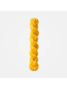 Urth Yarn 16 Fingering | Y10