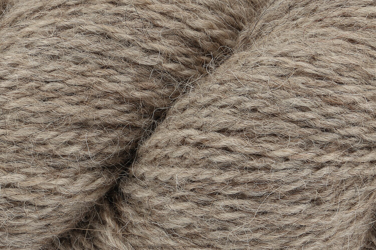 Rowan Moordale | 001 (Feather)