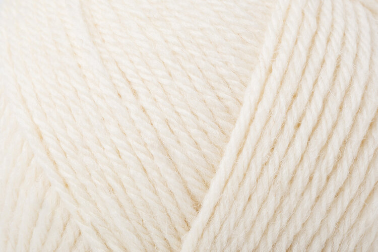 Rowan Pure Wool Superwash Worsted | 102 (Soft Cream)