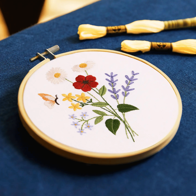 DMC Sumptuous Summer Flowers Embroidery Kit