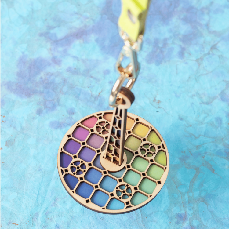 Lemonwood Mini Minder (Grisaille)