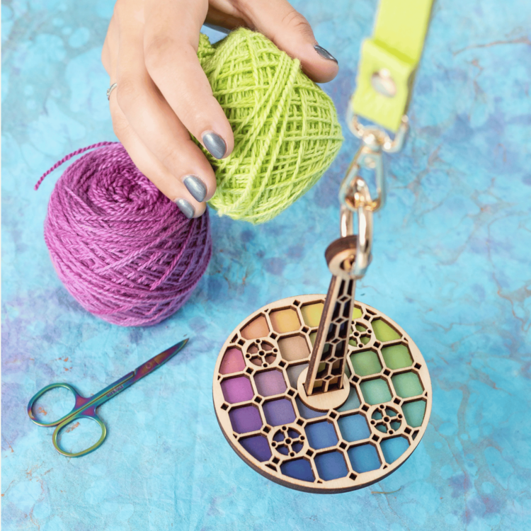 Lemonwood Mini Minder (Grisaille)