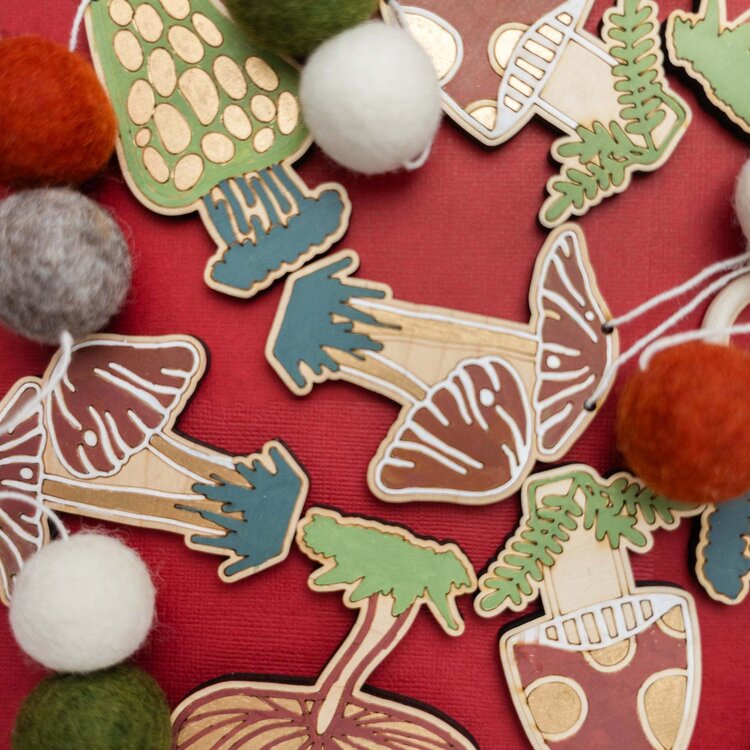 Woodsy Craft Co. Mushroom DIY Craft Kit