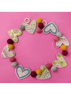 Woodsy Craft Co. Heart DIY Craft Kit